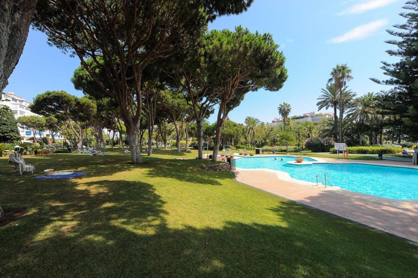 Marbella Apartamentos Sl Экстерьер фото